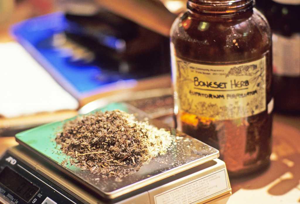 herbal - Want To Try Herbal Medicine? Here’s What You Need To Know.